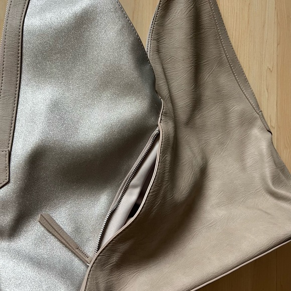 STELLA & DOT Two-Toned Criss-Cross Hobo Bag - Picture 2 of 7